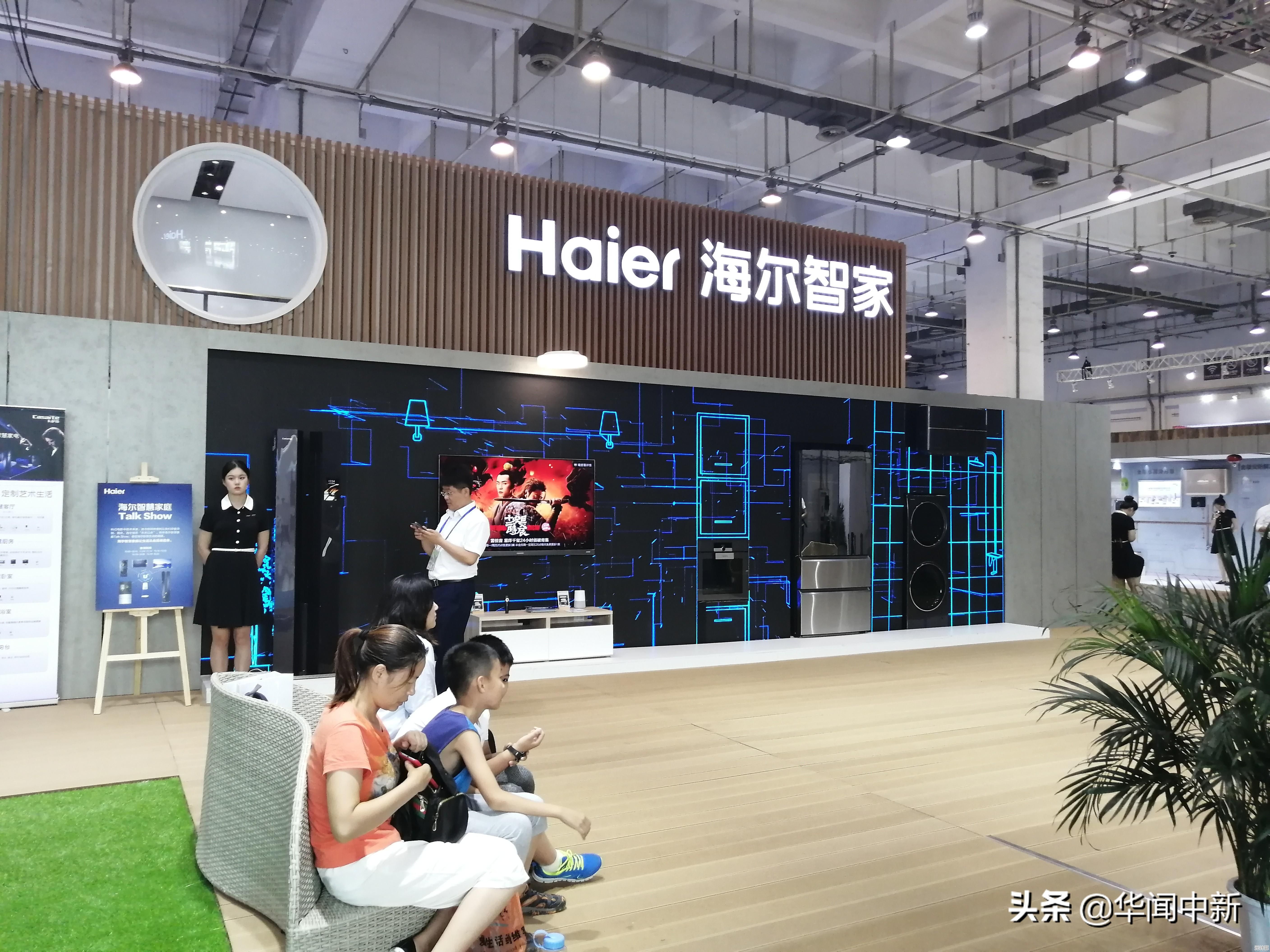 聚游游戏平台：沉浸式游戏体验，让欢乐无界限延伸！