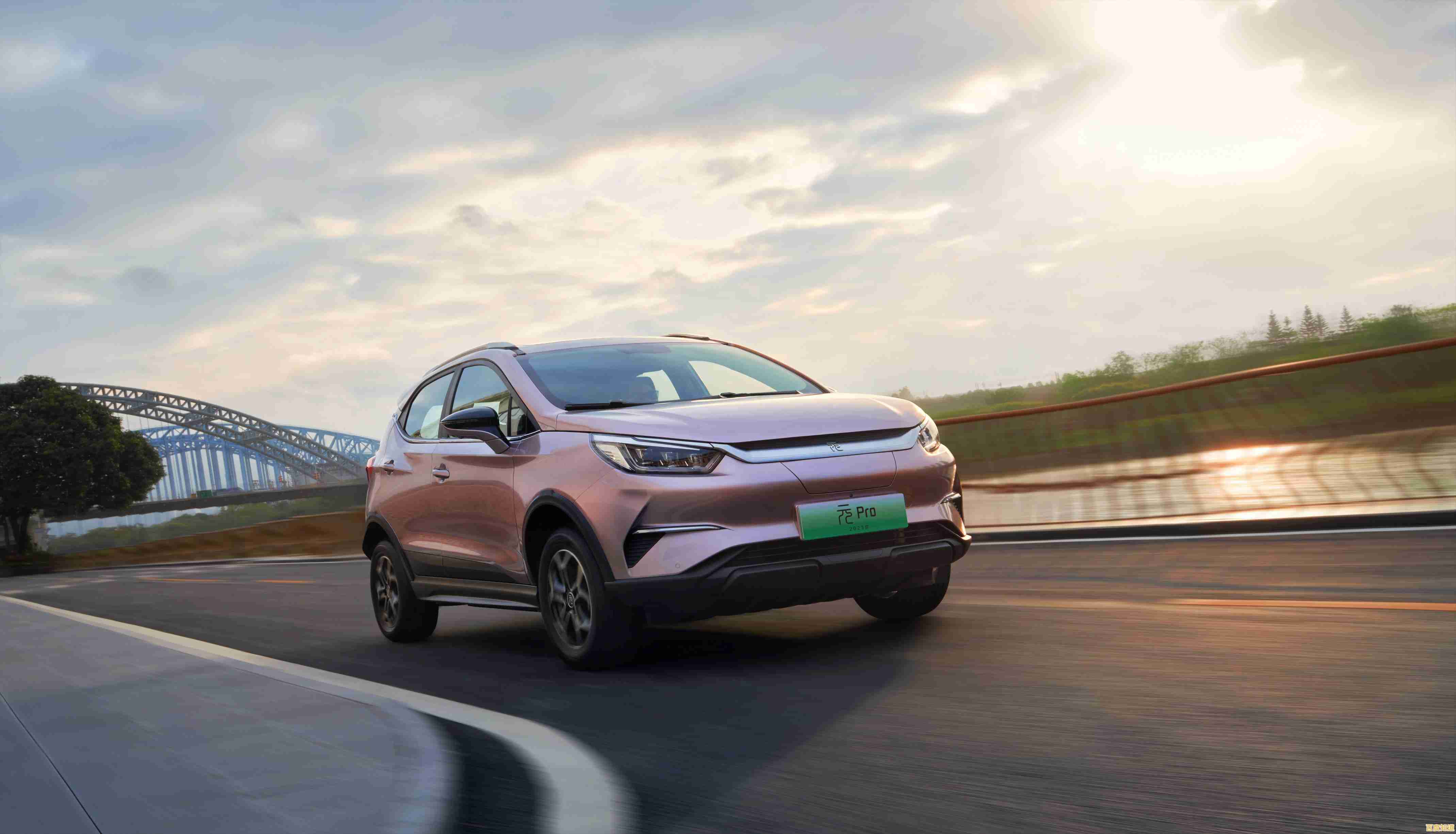 畅享千款经典游戏,超级游戏盒让欢乐时刻不断电! 畅享千款经典游戏,超级游戏盒让欢乐时刻不断电!