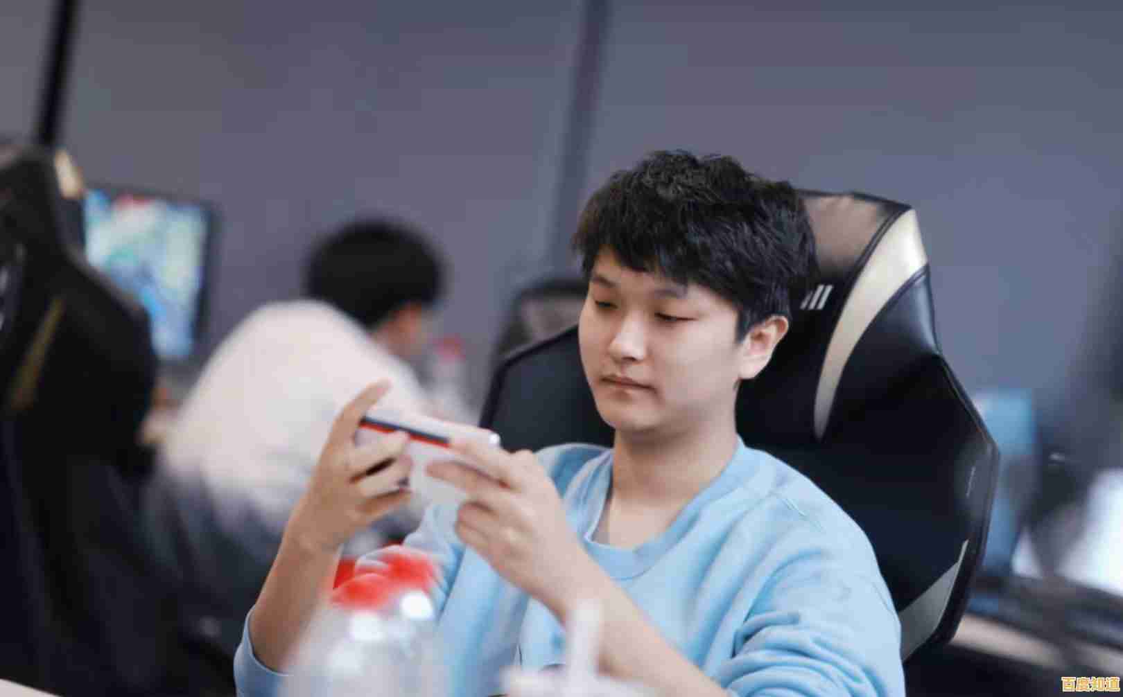 每次选择都会改变结局?逗比人生年度版》的趣味抉择你怎能错过? 每次选择都会改变结局?逗比人生年度版》的趣味抉择你怎能错过?