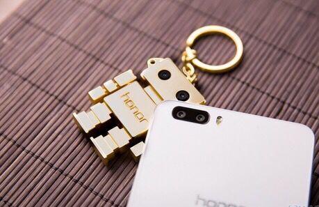 想体验与众不同的水上竞速?激流快艇3》特技与金币收集玩法等你来挑战!