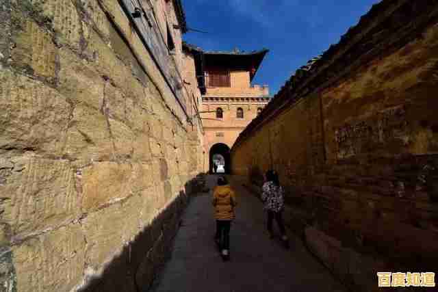 想亲手建造坚固基地并打造强力装备?打造世界最新版》合成系统满足你的创意!